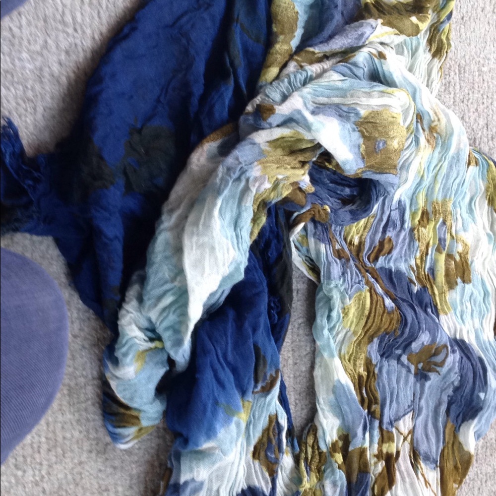 Jjill scarf